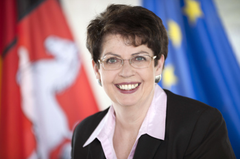 Birgit HONÉ